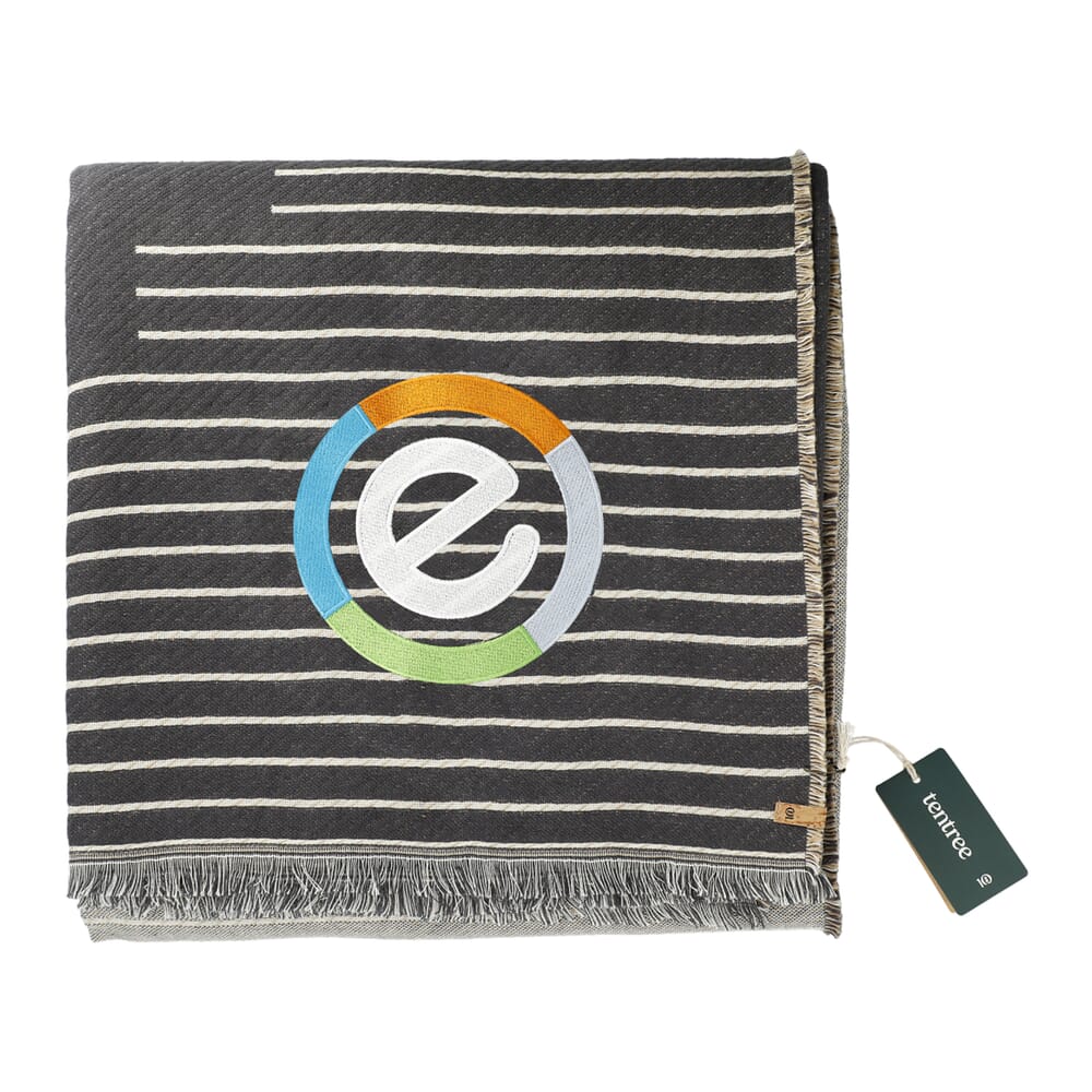 tentree® Organic Cotton Peaks Woven Blanket